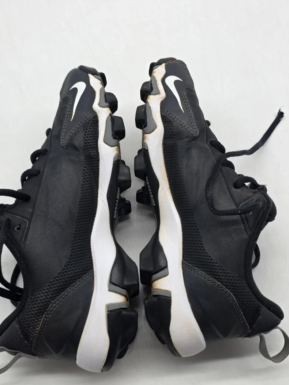 Nike Trout Fastflex Shoes Kids Size 3Y Black Baseball Cleats FB9731-001 Stains